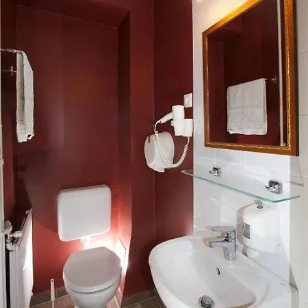 Hotell Teatrum Boutique Győr