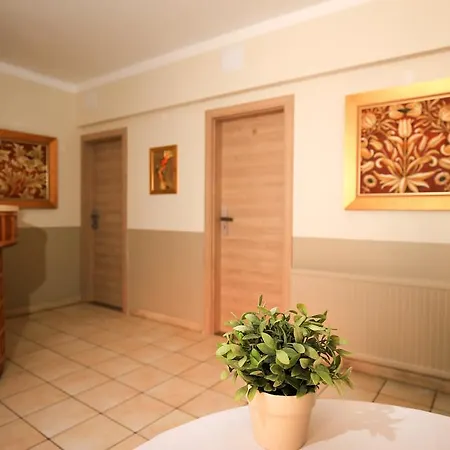 Teatrum Boutique Hotell 3*