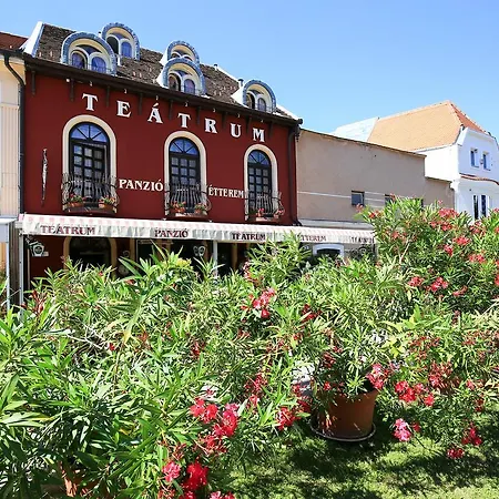 Teátrum Boutique Hotel 3*