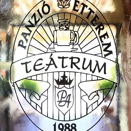 Hotell Teatrum Boutique Győr