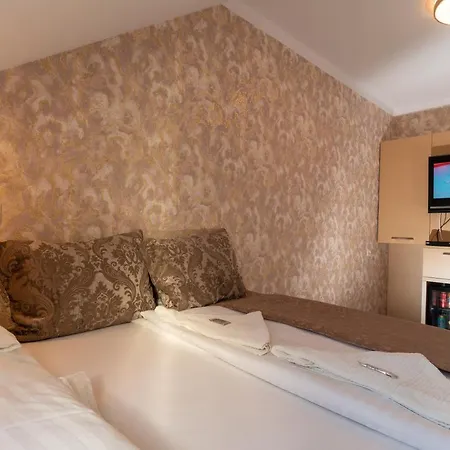 Hotell Teatrum Boutique Győr