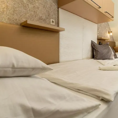 Teatrum Boutique Hotel Hotel 3*