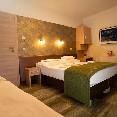 Teatrum Boutique Hotel 3* Gyor
