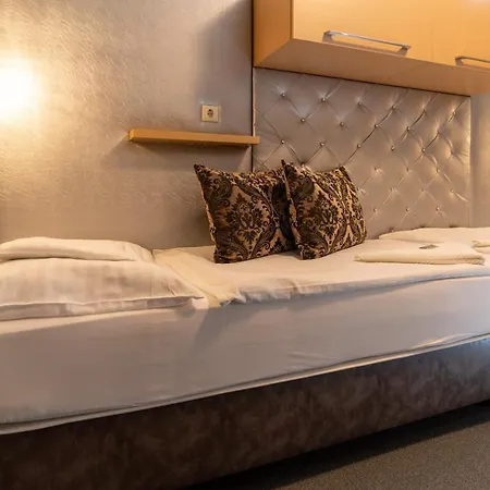 Hotel Teatrum Boutique Hotel 3*