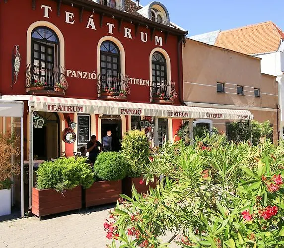 Teátrum Boutique Győr